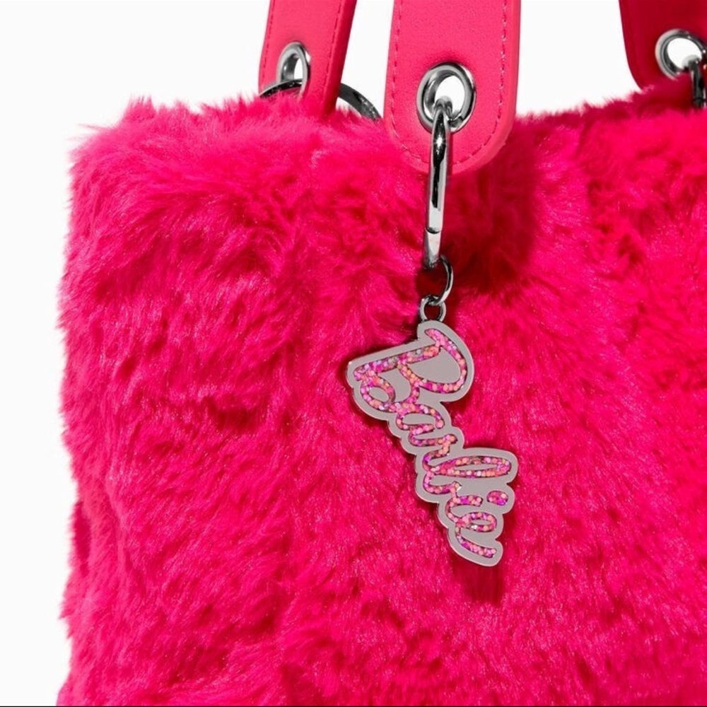 ‼️FINAL PRICE DROP‼️ BNWT Barbie Movie Pink Faux Fur Tote Bag - Picture 2 of 4
